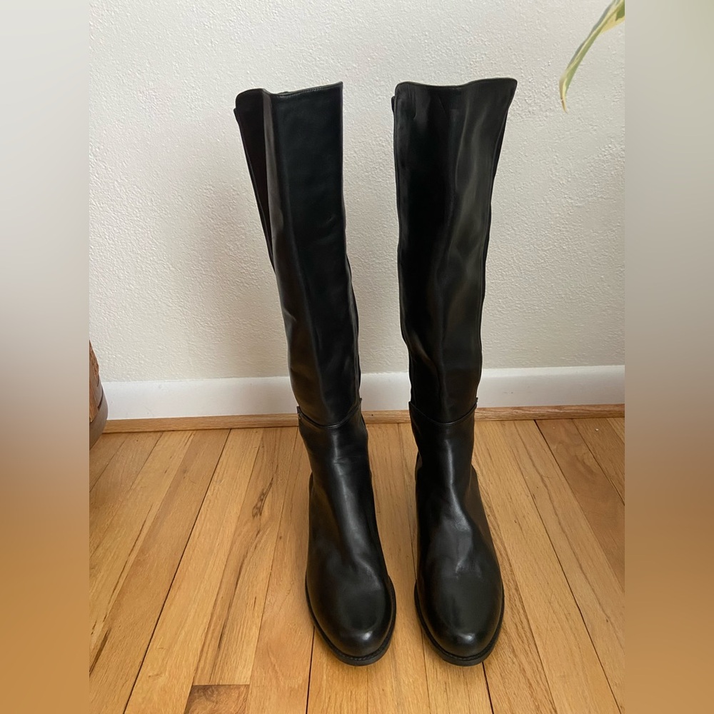 Stuart Weitzman 5050 Boot - Picture 3 of 15